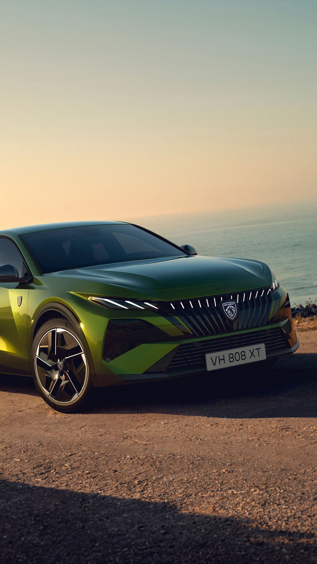 Exterior do novo PEUGEOT E-408