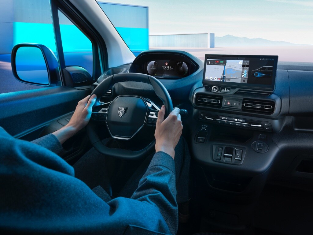 Novo PEUGEOT i-Cockpit do PEUGEOT E-PARTNER